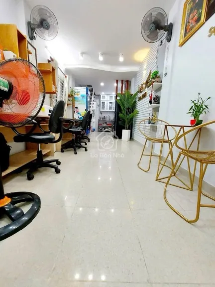 Nhà Lê Văn Sỹ, Phú Nhuận – giá quanh 6.2 tỷ, hẻm xe hơi - ảnh 1