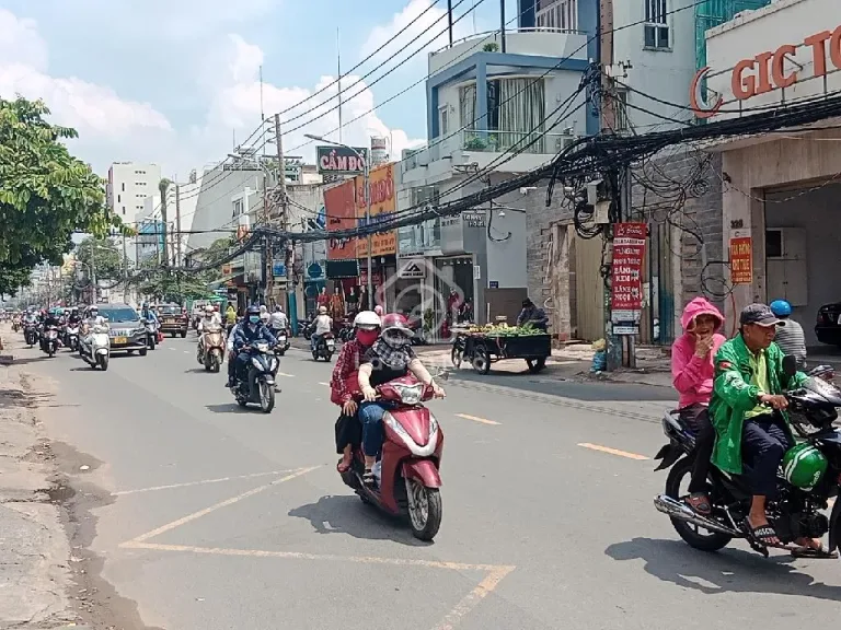 Nhà mặt tiền Cách Mạng Tháng Tám, Quận 3 – giá quanh 12 tỷ - ảnh 1