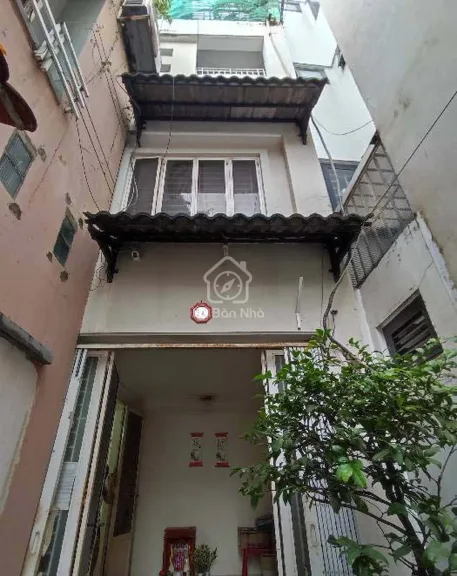 Nhà Cách Mạng Tháng 8, Quận 3 – giá quanh 8.9 tỷ, hợp gia đình ở thật - ảnh 1