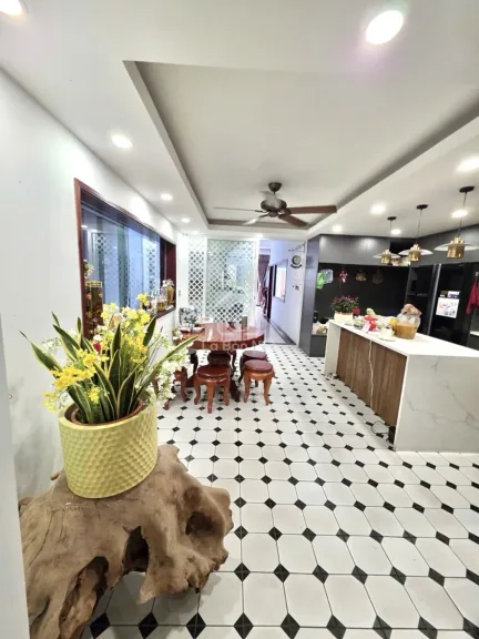 Nhà Trần Quốc Tuấn, Gò Vấp – giá quanh 16.8 tỷ, biệt thự rộng thoáng - ảnh 1