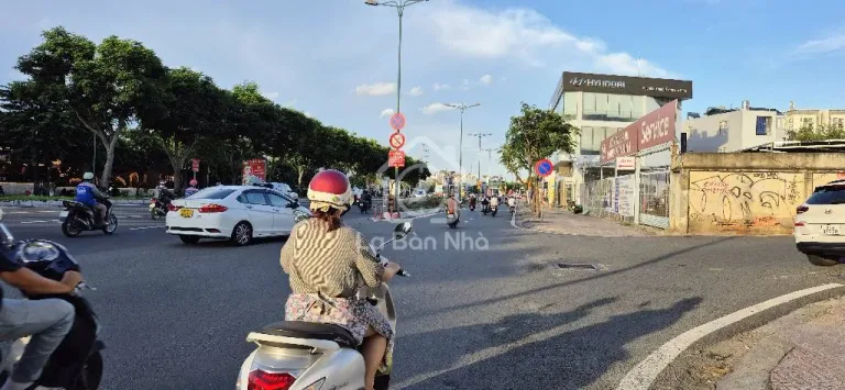 Nhà mặt tiền Phạm Văn Đồng, Gò Vấp – giá quanh 17 tỷ - ảnh 1