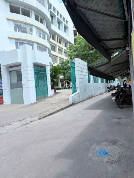 Nhà Ngô Tất Tố, Bình Thạnh – giá quanh 9.9 tỷ, ngang khủng 5.8m - ảnh 1