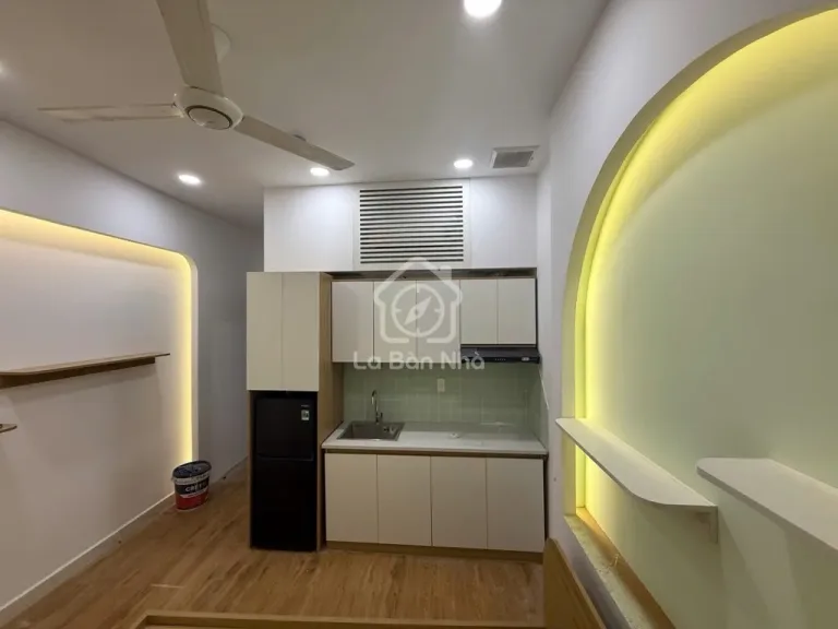 Nhà Lê Văn Duyệt, Bình Thạnh – tầm 18 tỷ, thang máy sẵn - ảnh 1