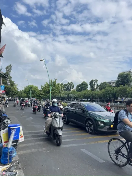 Nhà Hoàng Sa, Quận 3 – giá quanh 11.5 tỷ, vị trí kinh doanh tốt - ảnh 1