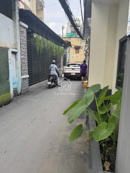Nhà Xô Viết Nghệ Tĩnh, Bình Thạnh – giá quanh 7.7 tỷ, hẻm ô tô thông - ảnh 1