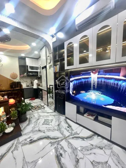 Nhà Cầm Bá Thước, Phú Nhuận – giá quanh 9.8 tỷ, hợp gia đình cần nhiều phòng - ảnh 1