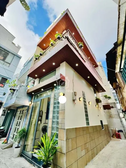 Nhà Phùng Văn Cung, Phú Nhuận – giá quanh 6.2 tỷ, sát phố ẩm thực - ảnh 1