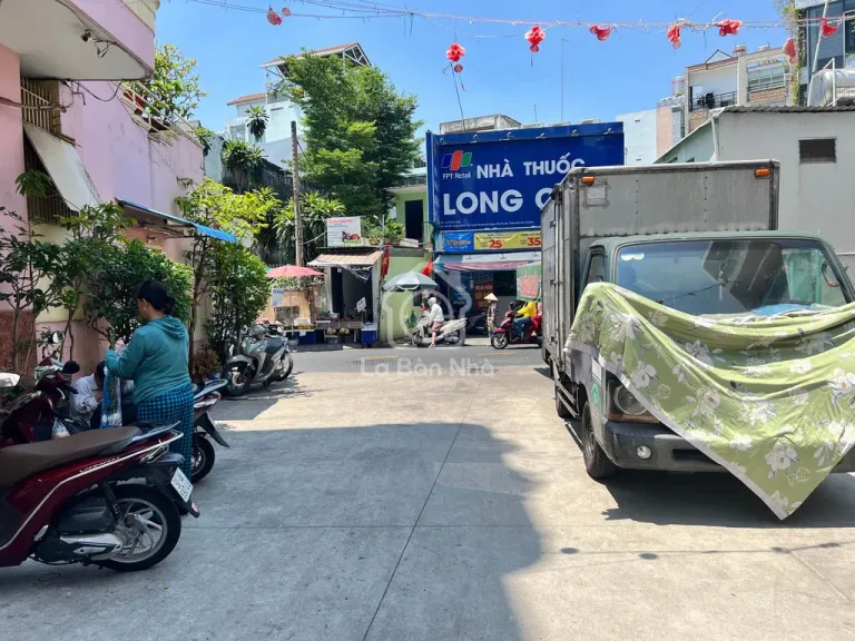 Nhà Phan Xích Long, Phú Nhuận – giá quanh 18.5 tỷ, hẻm ô tô rộng thoáng - ảnh 1