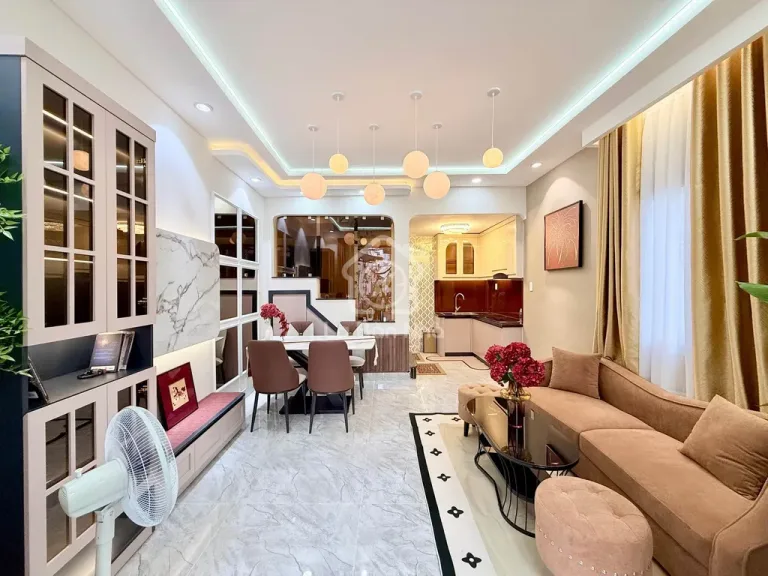 Nhà Huỳnh Văn Bánh, Phú Nhuận – giá sát 6 tỷ, hẻm xe hơi thông - ảnh 1