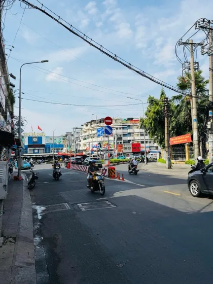 Nhà mặt tiền Lê Quang Định, Bình Thạnh – giá quanh 13.8 tỷ, kinh doanh tốt - ảnh 1