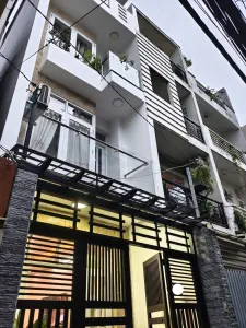 Nhà Huỳnh Văn Bánh, Phú Nhuận – nhỉnh 8 tỷ, giáp Quận 3 và Quận 1