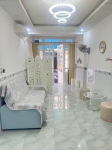 Nhà Nguyễn Thượng Hiền, Gò Vấp – giá hơn 4 tỷ một chút, nhà mới vào ở ngay