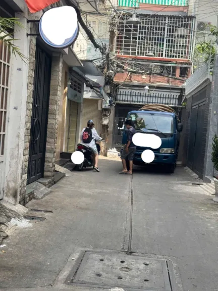 Trần Quang Diệu, Quận 3 – giá quanh 8.3 tỷ, nhà trung tâm thuận tiện đi lại - ảnh 1